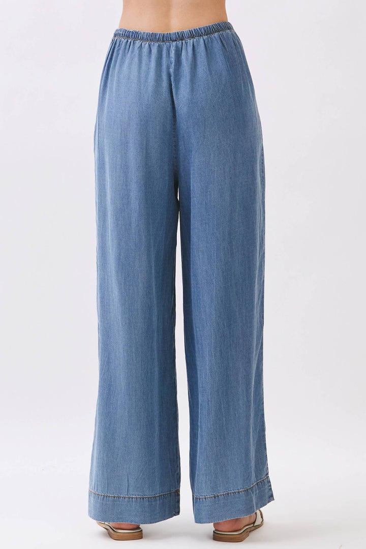 Mia’s Chambray Pants