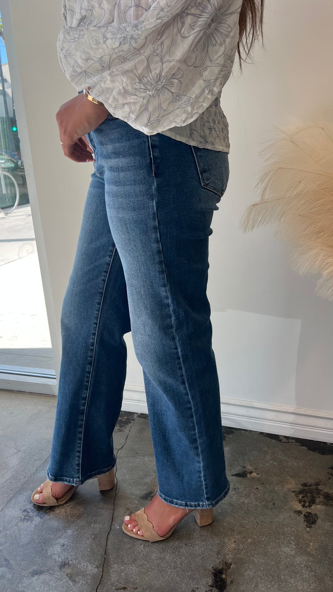 Riviera Straight High Jeans