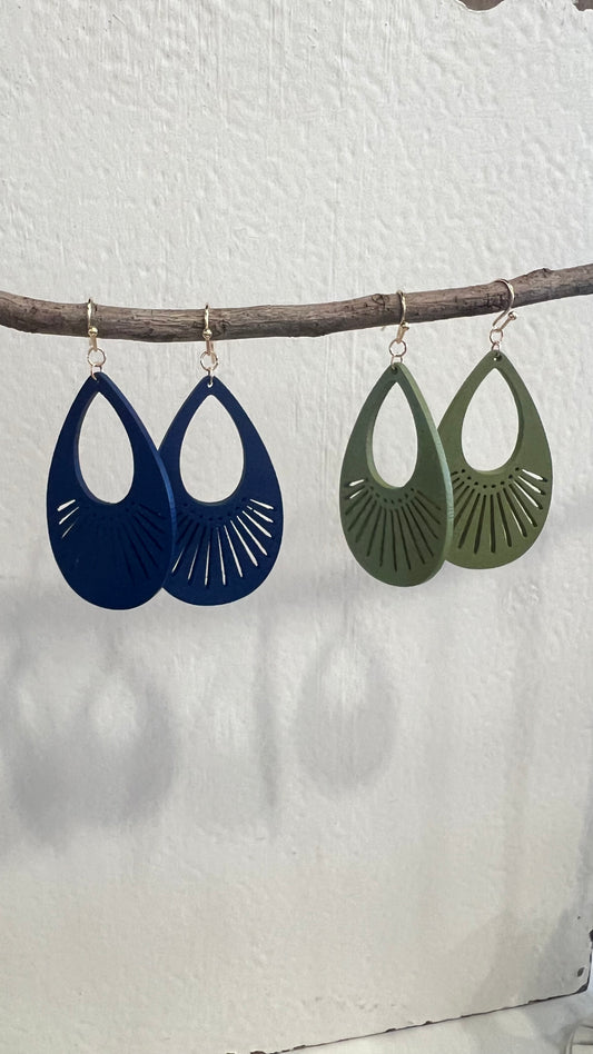 Wooden detail Earrings