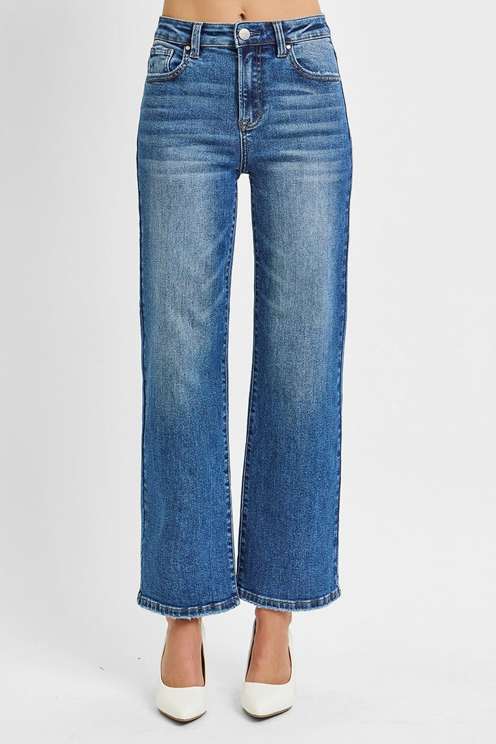 STRAIGHT RELAXED JEANS