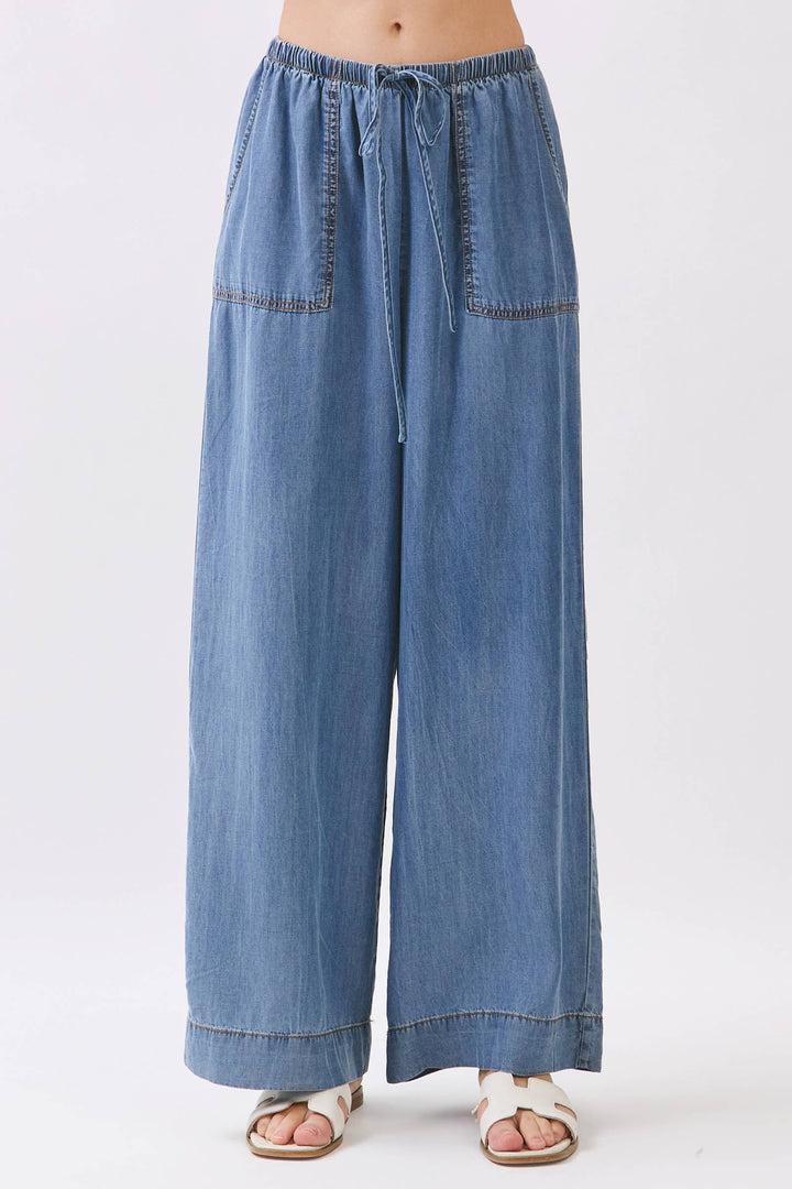 Mia’s Chambray Pants